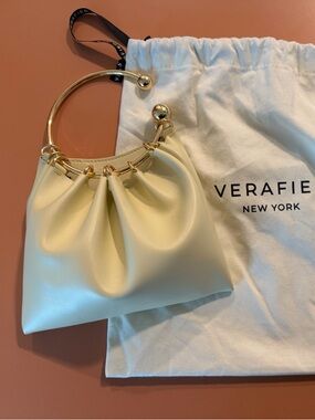 Verafied Butter Yellow Ring-Handle Women's Clutch